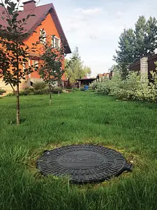 Люк Standartpark садовый пластиковый черный "Домик" (арт. 35188-80Д) 2