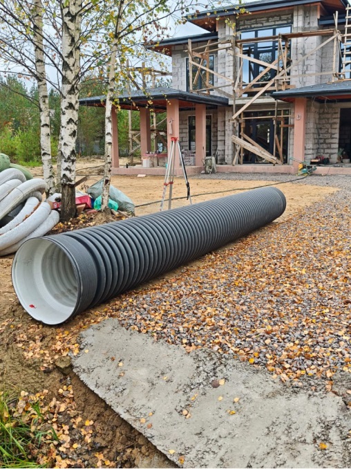  Труба ПЭ SN8  695/600 6м с раструбом (Тип2) 15